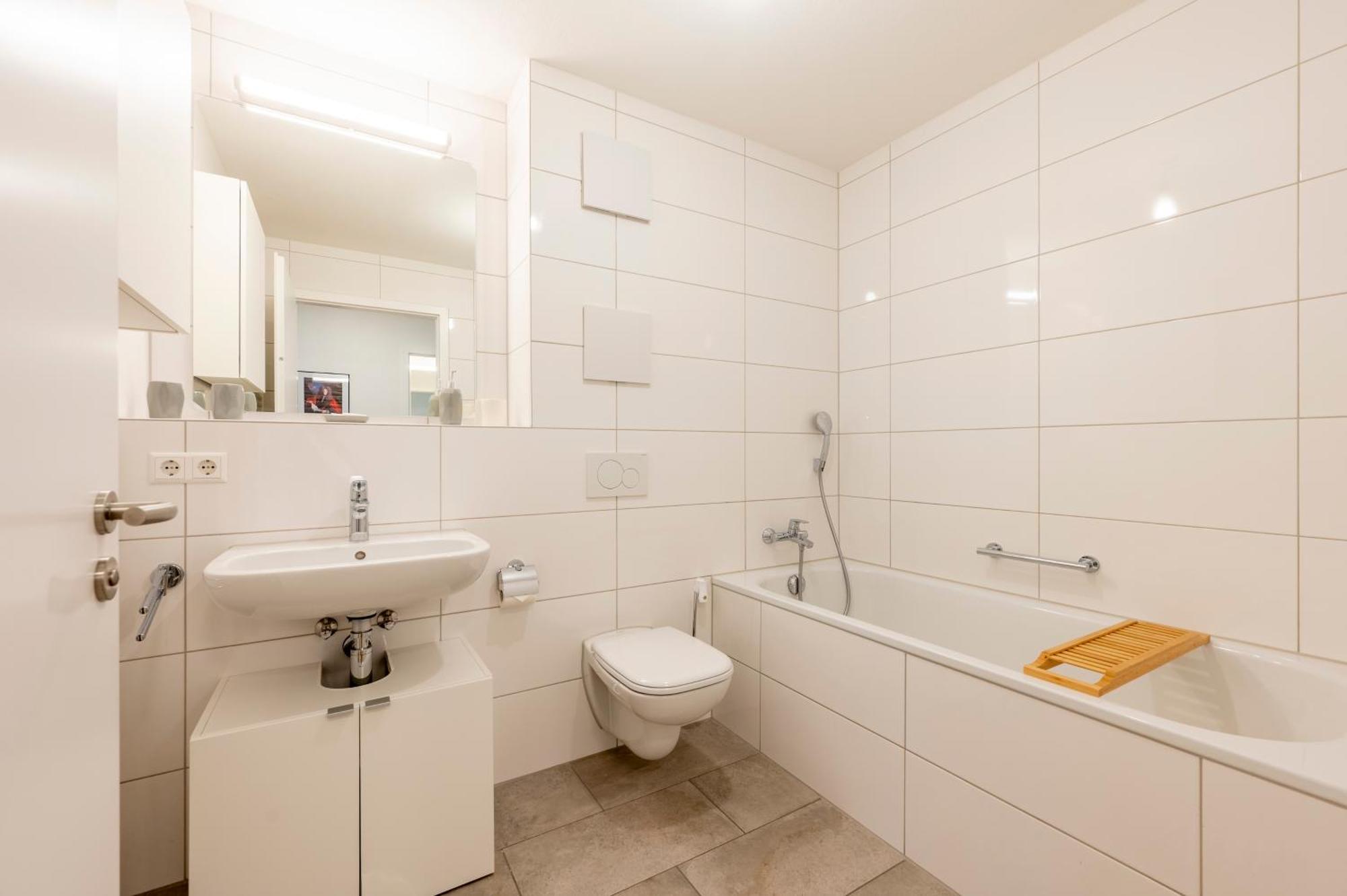 Exquis 2Br Luxus Apartment Tao I Parken I Netflix I Garten I Familienfreundlich I Holzgerlingen Kültér fotó